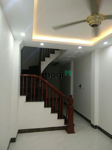 Hình ảnh Bán nhà liền kề chung cư 4.5 tỷ