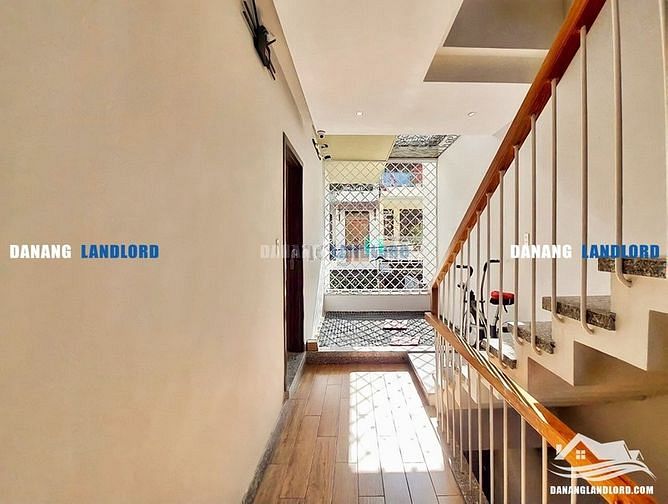 Hình ảnh Villa cao cấp 8PN gần biển Mỹ Khê - B800