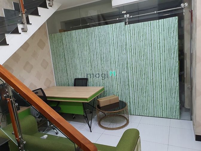 Hình ảnh Cho thuê nhà HXT Phan Văn Trị, 4x20m, nhà 3 lầu, 4 phòng có máy lạnh.