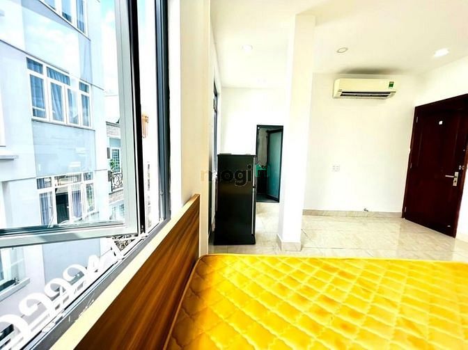 Hình ảnh CHDV Lê Văn Sỹ _Tân Bình 40m2 Ban công riêng biệt_  An ninh tốt