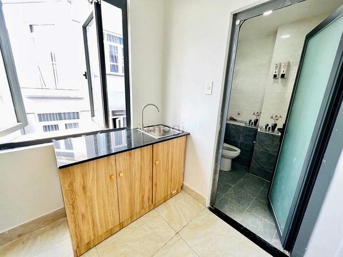 Hình ảnh CHDV Lê Văn Sỹ _Tân Bình 40m2 Ban công riêng biệt_  An ninh tốt
