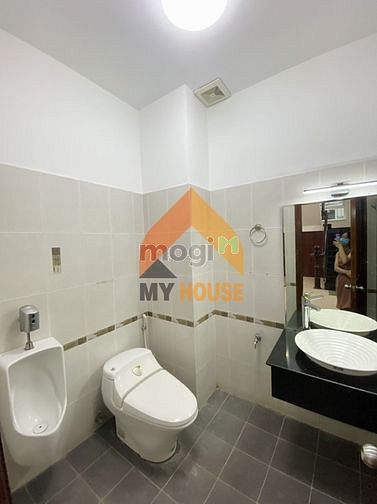 Hình ảnh VIILLA FULL diện tích hầm 10x20 bự nhất quả đất sau METRO