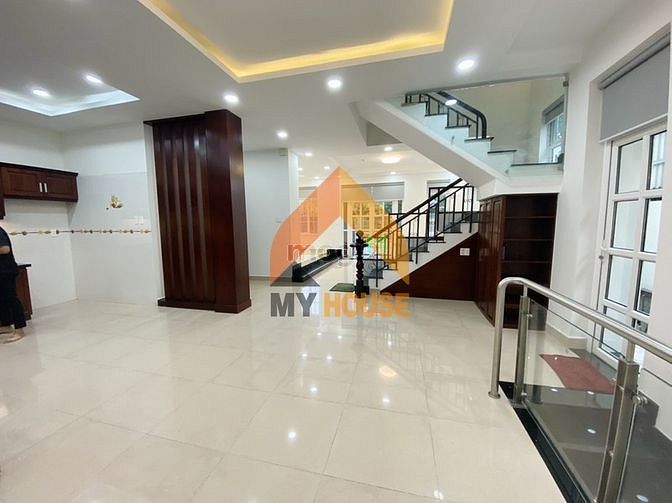 Hình ảnh VIILLA FULL diện tích hầm 10x20 bự nhất quả đất sau METRO