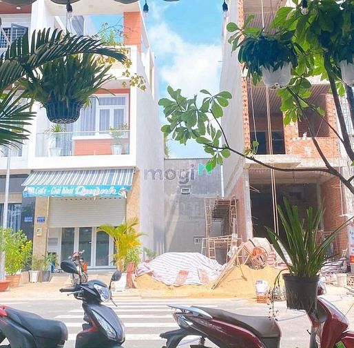 Hình ảnh Bán đất MT ngay Song hành ,Q6,80m2 gấp 2,4 tỷ, SHR