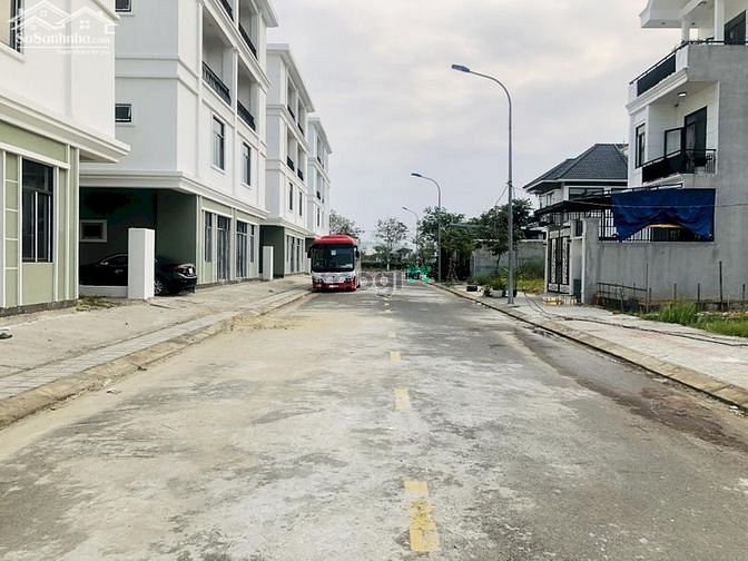 Hình ảnh BÁN ĐẤT KHU A4 KĐT PHƯƠNG TRANG Q. Liên Chiểu, Sát Biển Gía 5.4 Tỷ