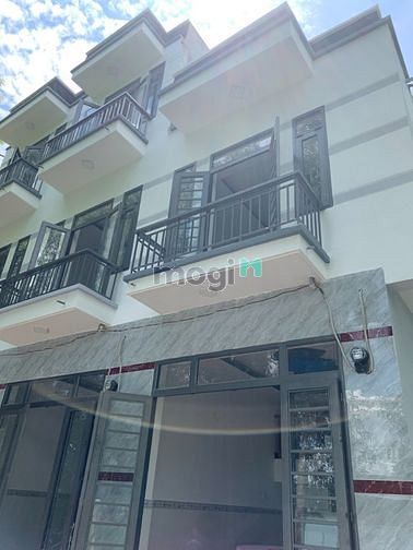Hình ảnh Nhà Phố View Hồ Sinh Thái , 1 trệt 2 lầu 4 phòng ngủ 1 sân thượng