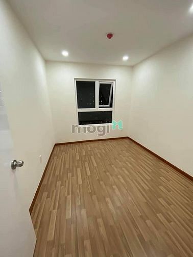 Hình ảnh Em cần bán Trang Chủ MB66.COM / Đăng Ký Tặng 66K Diamond Riverside Q8