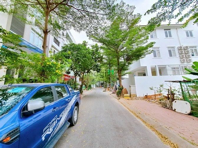 Hình ảnh Lô đất DT 10x20m² trong Khu Kim Sơn, Tân Phong, Quận 7