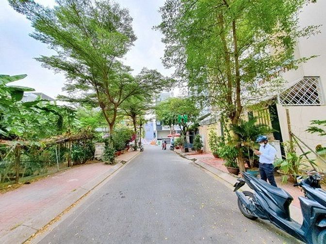 Hình ảnh Lô đất DT 10x20m² trong Khu Kim Sơn, Tân Phong, Quận 7