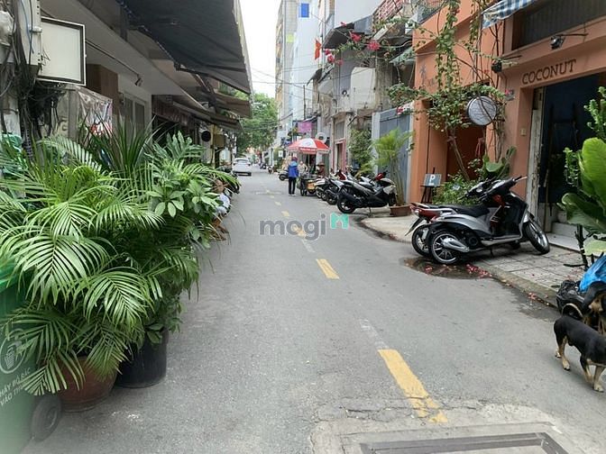 Hình ảnh * Cho thuê nhà 66/3A Phạm Ngọc Thạch Quận 3.