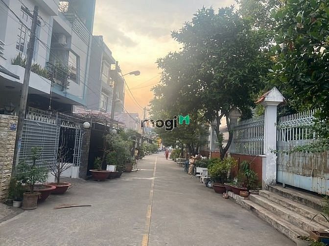 Hình ảnh Cần bán gấp lô đất đường nguyễn văn thương, bình thạnh,giá chỉ 4.2 tỷ