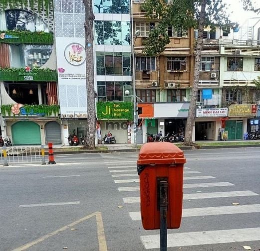 Hình ảnh Cho thuê nhà MT Trần Hưng Đạo, Q1 - Ngang Lớn
