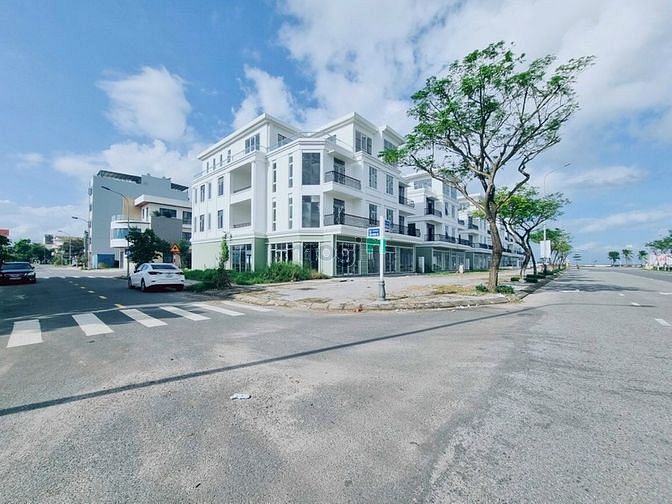 Hình ảnh Cần Bán Nhanh Lô Kim Long Đối Diện UBND Quận Liên Chiểu Giá 4 tỷ, Sổ Đ