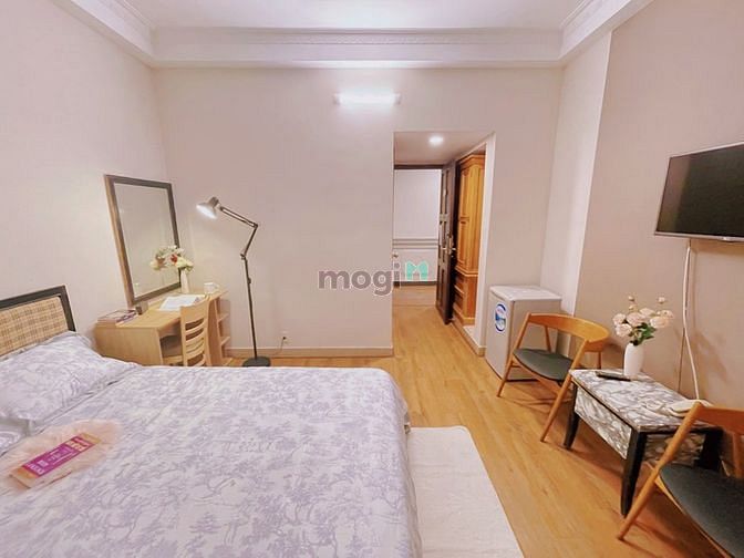 Hình ảnh Cho Thuê Căn Hộ Dịch Vụ ở Tân Bình Mặt Tiền Đường Cộng Hoà