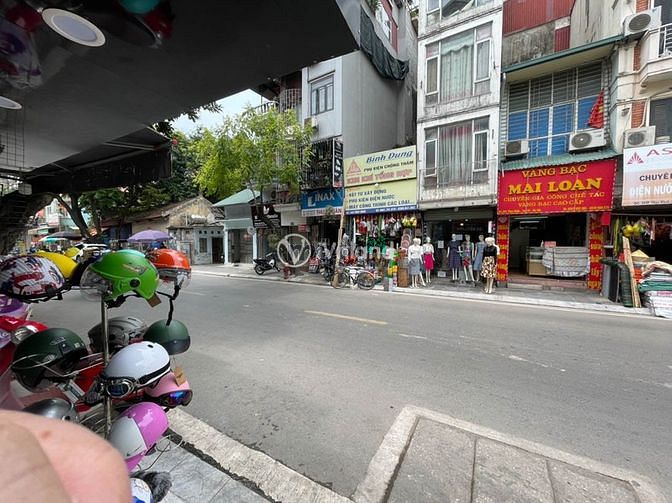 Hình ảnh Bán đất Tây Hồ ngõ 378 Thụy Khuê dt: 120m2 Bán 17,3 tỷ
