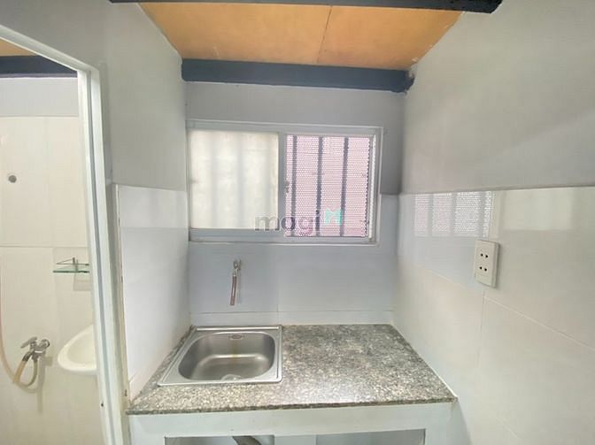 Hình ảnh Phòng trọ giá rẻ ở Etown Cộng Hòa Tân Bình