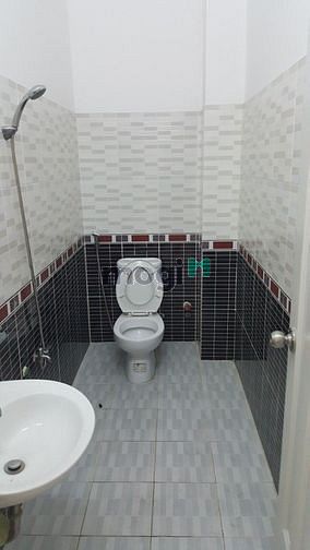 Hình ảnh Nhà [4x15] 2 Lầu 3PN đường Lê Văn Qưới