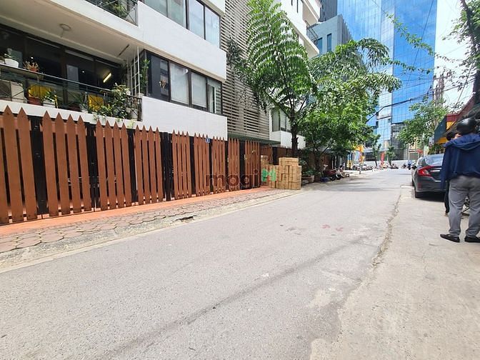 Hình ảnh Bán đất mặt ngõ 7 Thái Hà. DT 224m2, MT 7m, giá 28 tỷ, ô tô tránh