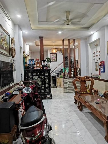 Hình ảnh HXH thông Mã Lò, 4 x13m, 2 tầng chỉ 3,59 tỷ.