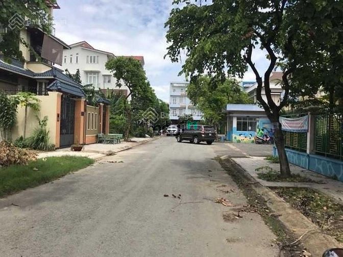 Hình ảnh Sang liền tay lô đất ngay MT Bến Bãi Sậy, P1, Q6, giá tốt 96m2.