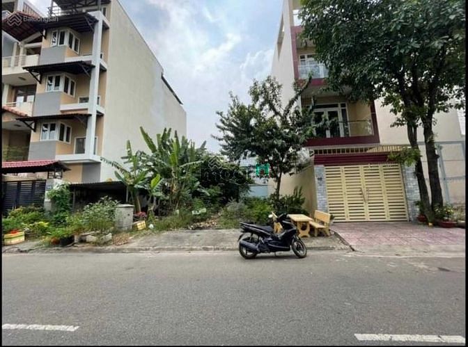 Hình ảnh Sang liền tay lô đất ngay MT Bến Bãi Sậy, P1, Q6, giá tốt 96m2.
