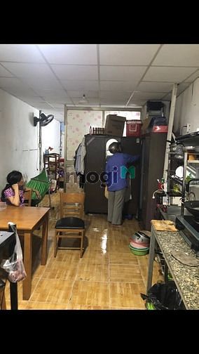 Hình ảnh Nhà phố bình dân - Hẽm oto qua lại