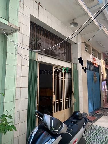 Hình ảnh Cần cho thuê lâu dài quận 5 ngay chùa bà