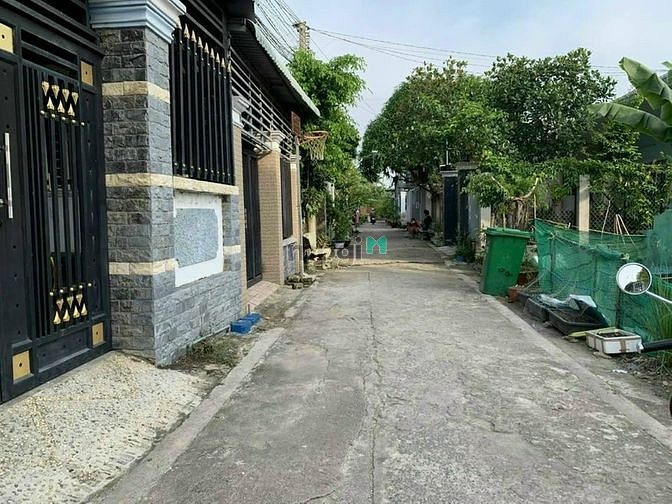 Hình ảnh Bán đất Hưng Định vị trí đẹp, thông ra chợ chòm sao