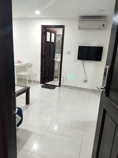 Hình ảnh CHDV 1 PN Tone Đen Trắng Full NT Gần Sân Bay Cửu Long TB