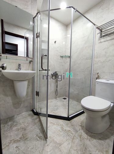 Hình ảnh CHDV 1 PN Tone Đen Trắng Full NT Gần Sân Bay Cửu Long TB