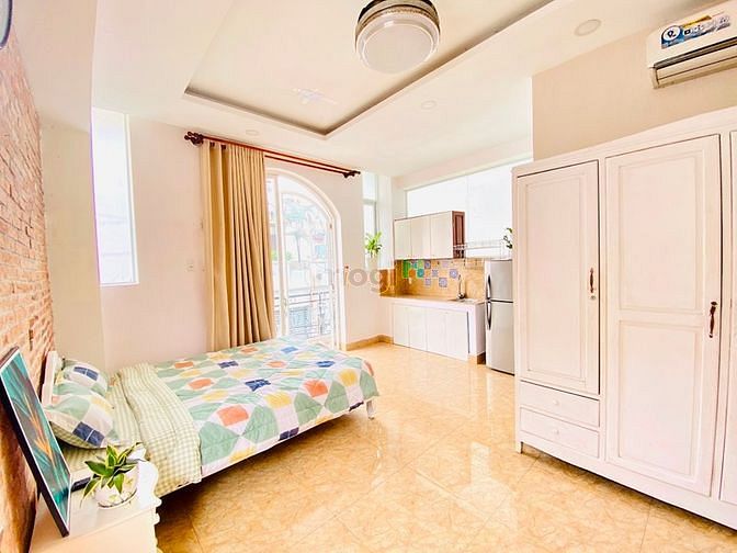 Hình ảnh View Ban Công Full NT Ngay Lê Văn Sỹ Phú Nhuận