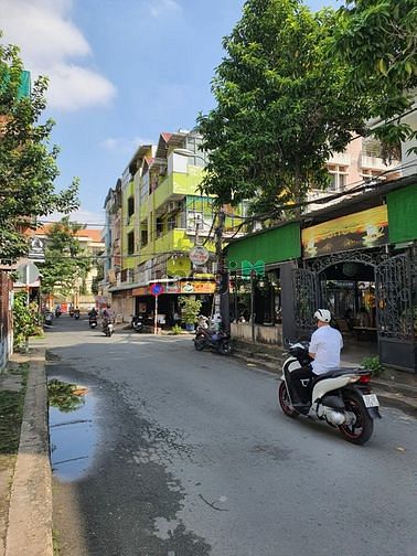 Hình ảnh CC Cần Bán đất ngay đầu ĐTT nối với Phạm Văn Đồng 92m2/10,5 tỷ TL