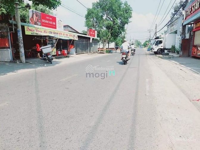 Hình ảnh Bán đất Song Hành quận 12 diện tích: 90m2 sổ hồng riêng giá: 2 tỷ