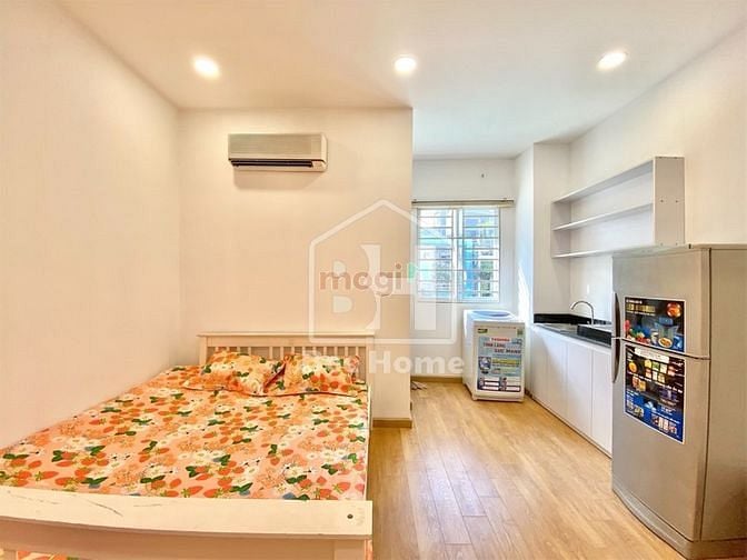 Hình ảnh Ban công - cửa sổ - máy giặt riêng hot hot