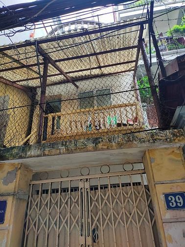 Hình ảnh Bán nhà giá đất ngõ Cẩm Văn 83m2