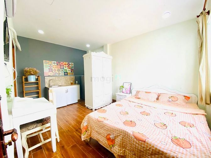 Hình ảnh Alo phòng đẹp cửa sổ lớn - bancol
