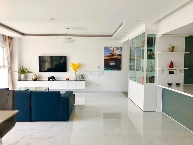 Hình ảnh Cho thuê CHCC Happy Valley 135m 3pn nhà đẹp giá 1500$