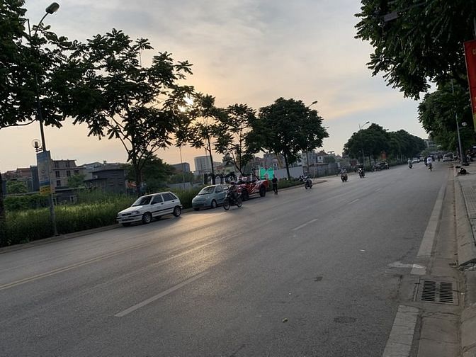 Hình ảnh Mặt phố cực hiếm Vũ Đức Thuận, Văn phòng, Kinh doanh, Tòa nhà