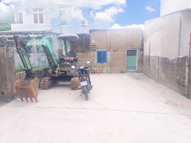 Hình ảnh MT ql13 diện tích khủng 130m chỉ 9ty ,thu nhập 25tr/th , kd sầm uất