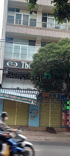 Hình ảnh Nhà đôi mặt tiền lãnh bình Thắng quận 11
