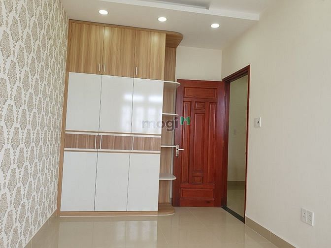 Hình ảnh Nhà HXH 110m2 đất, 1 trệt 3 lầu. Cách Cầu Bình Lợi chỉ 1Km