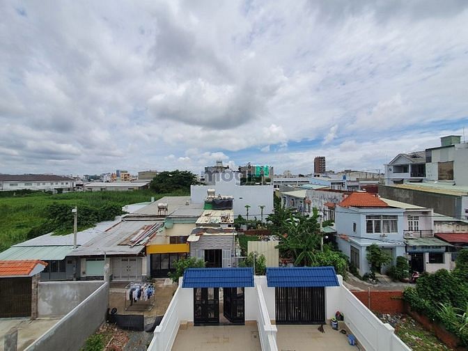 Hình ảnh Nhà HXH 110m2 đất, 1 trệt 3 lầu. Cách Cầu Bình Lợi chỉ 1Km