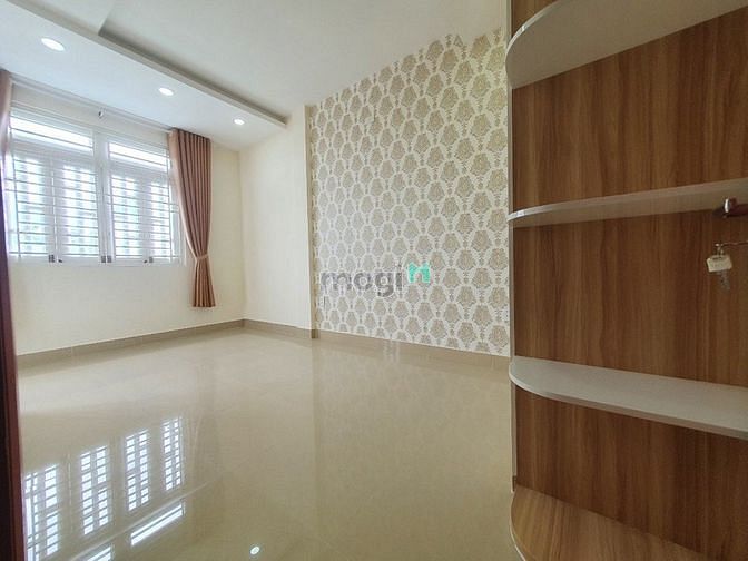 Hình ảnh Nhà HXH 110m2 đất, 1 trệt 3 lầu. Cách Cầu Bình Lợi chỉ 1Km