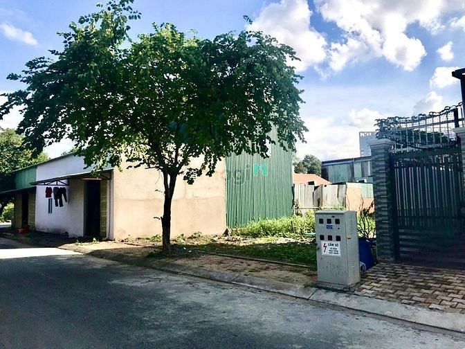 Hình ảnh Kẹt tiền bán lại lô đất 130m2 gần trung tâm TP. Thủ Đức giá 4.55 tỷ