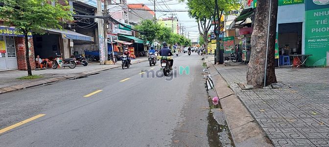 Hình ảnh Đất 2 mặt hẻm Đông Hưng Thuận .đi lại thuận tiện.90m2 ngang 5 giá rẻ