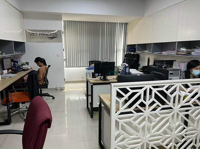 Hình ảnh Cho thuê Officetel RiverGate Quận 4 nội thất văn phòng giá 15 triệu