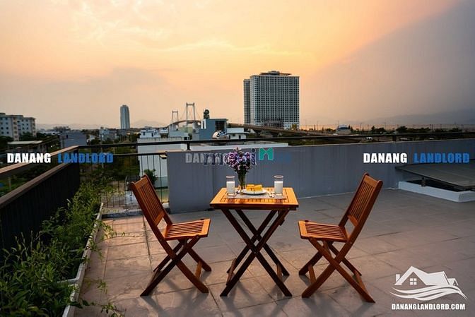 Hình ảnh Biệt thự 9 phòng ngủ gần cầu Thuận Phước - B801