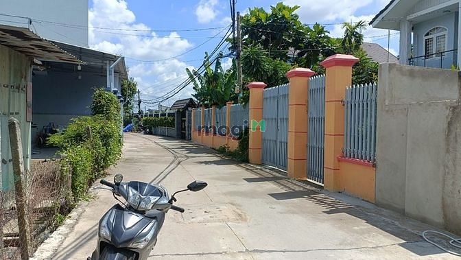 Hình ảnh Đất 469m2 thổ cư, Mặt tiền TÂY BẮC LÂN, BÀ ĐIỂM HỐC MÔN.giá TL mạnh.