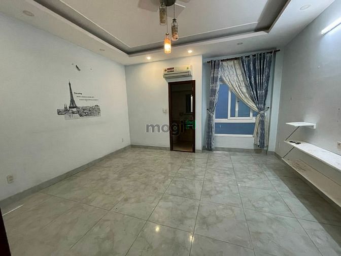 Hình ảnh Cho thuê nhà hẻm 7m Phạm Văn Bạch P.15 Tân Bình 5x18m 3 lầu
