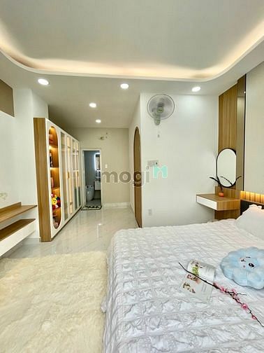 Hình ảnh Nhà Gò Vấp - 4 Tầng - Full Nội Thất - Ngay VinCom Phan Văn Trị